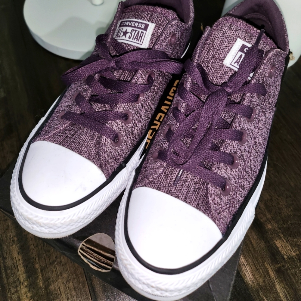 Converse Women's Chuck Taylor's 8.5